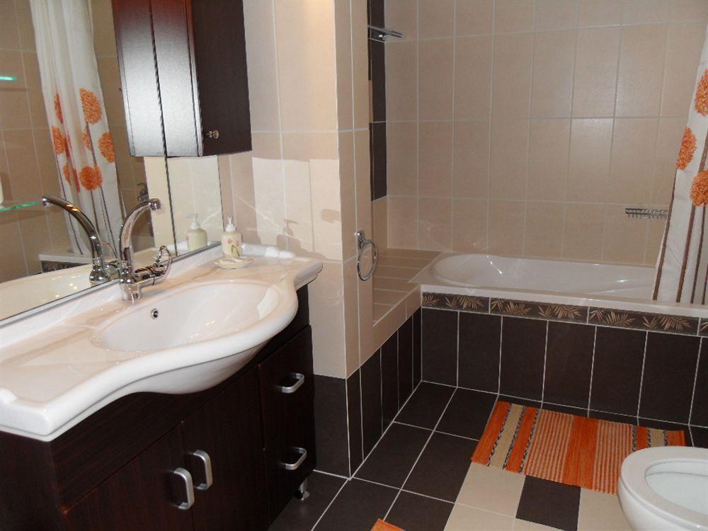 Omorfi Poli 120 Sqm Apartment Нафплион Екстериор снимка